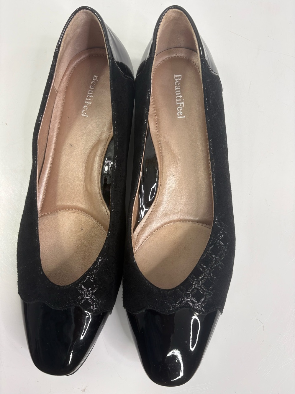 BeautiFeel Black Patent and Suede Cap-Toe Ballet Flats size 41/10